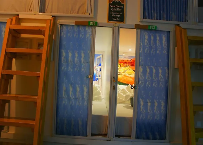 Shejoje PoshtelHostel